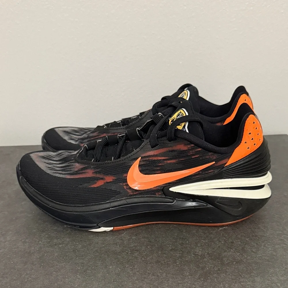 Gently used Nike GT cut version 2 Black and Orange basketball Sneaker Air zoom - Picture 4 of 14